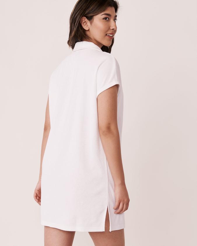 la Vie en Rose Women’s White Terry Button-down Sleepshirt