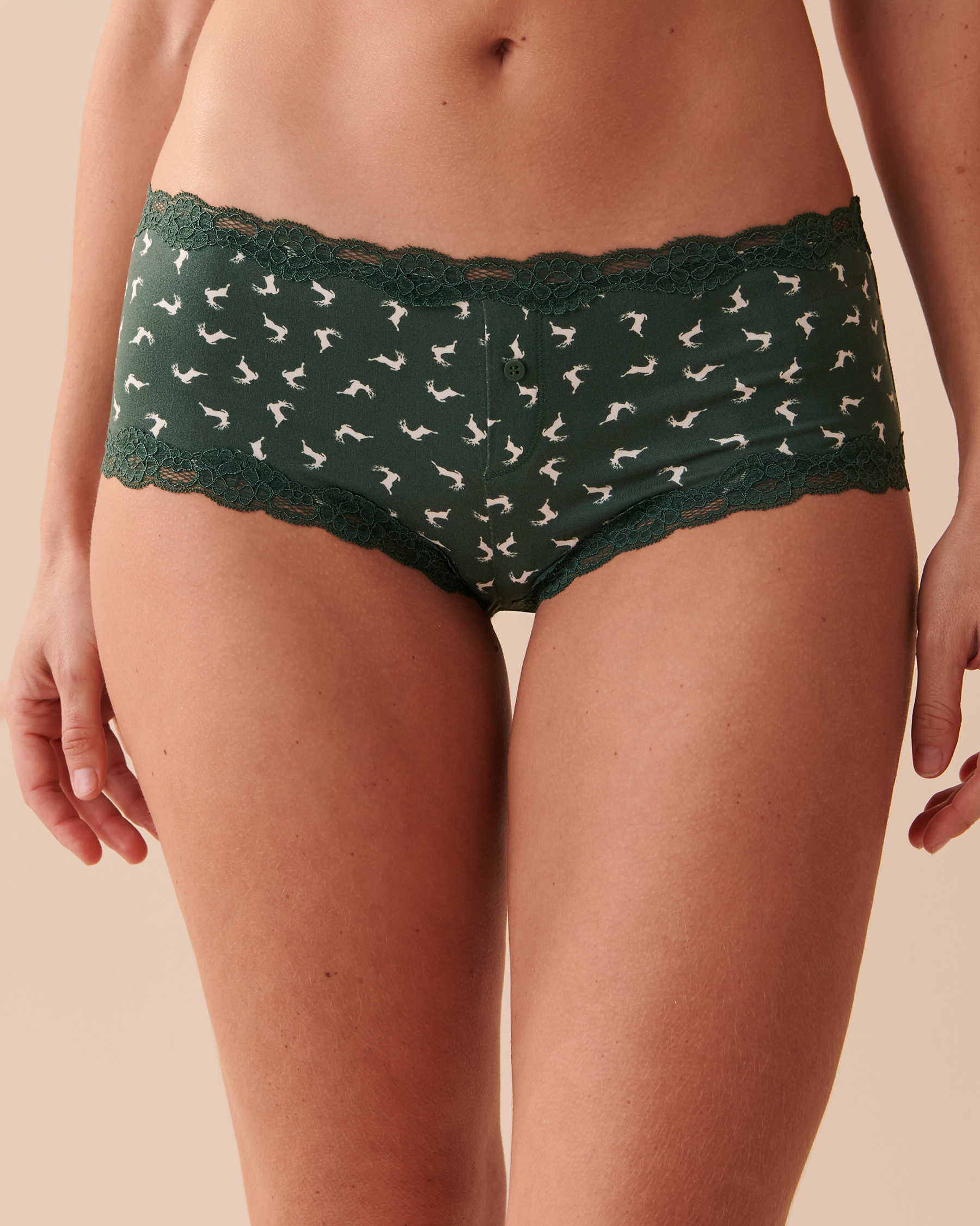 la Vie en Rose Women’s Green Deer Super Soft Lace Detail Boyleg Panty