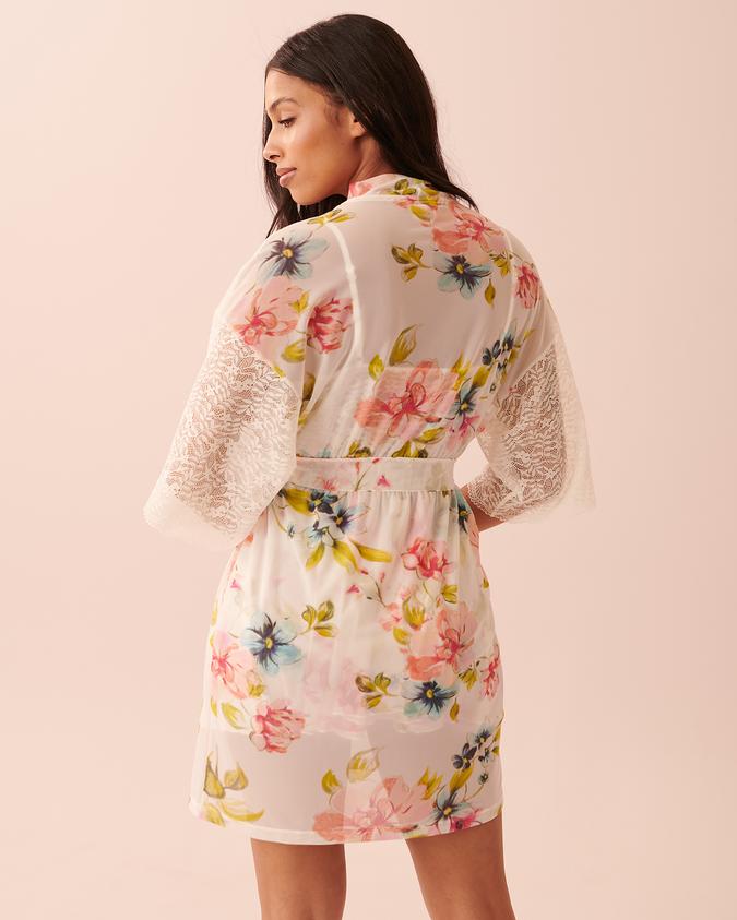 la Vie en Rose Women’s White floral Lace and Mesh Kimono