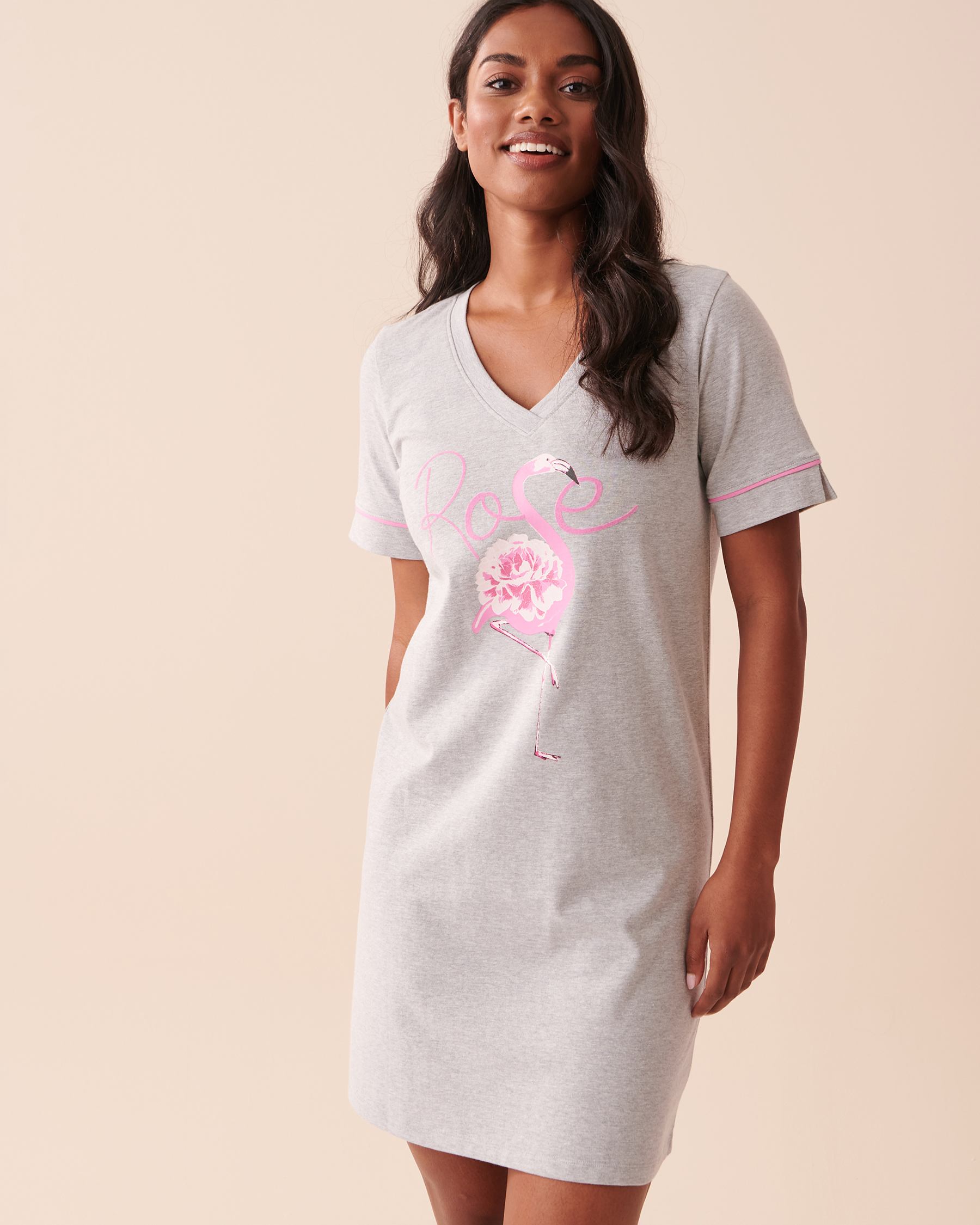 la Vie en Rose Women’s Dusty Grey Cotton Pink Flamingo Sleepshirt