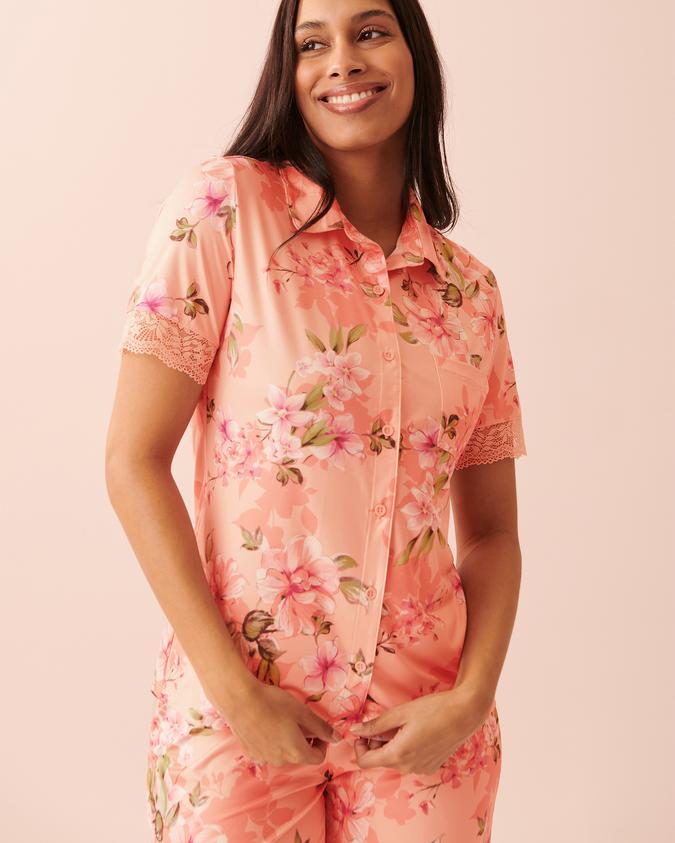 la Vie en Rose Women’s Peachy floral Recycled Fibers Lace Trim Short Sleeve Button-down Shirt