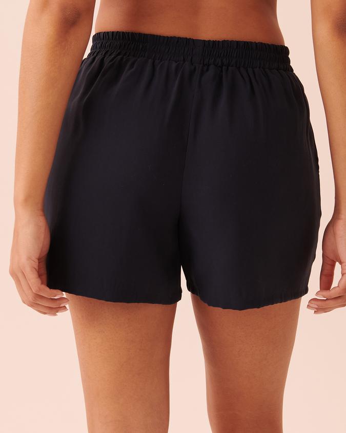 la Vie en Rose Women’s Navy Shorts with Pockets