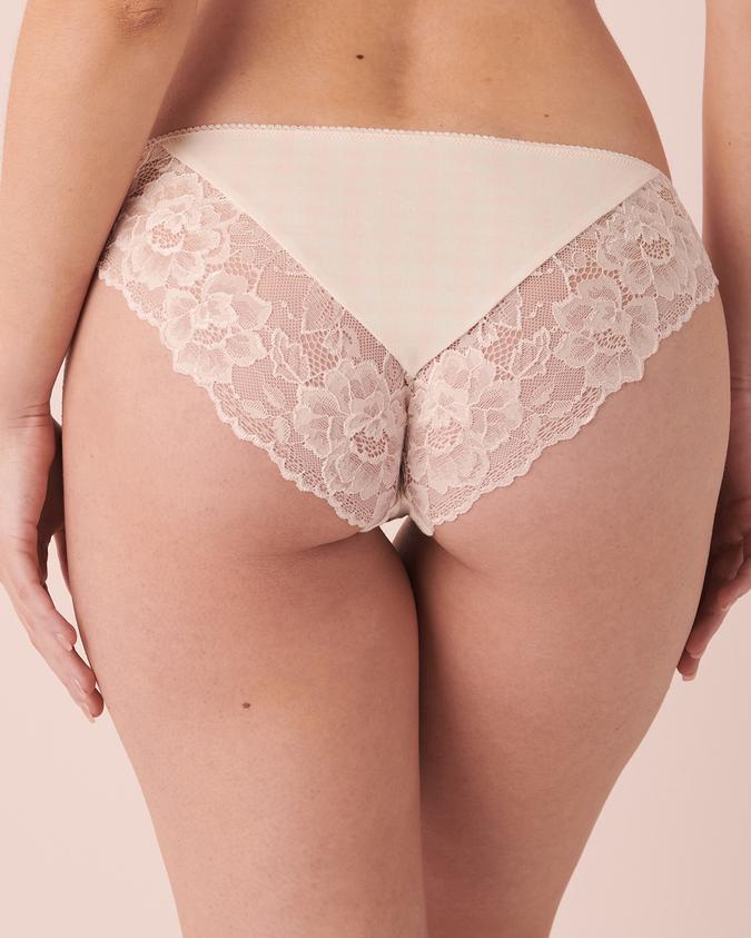 la Vie en Rose Women’s Peach Cotton and Scalloped Lace Detail Bikini Panty