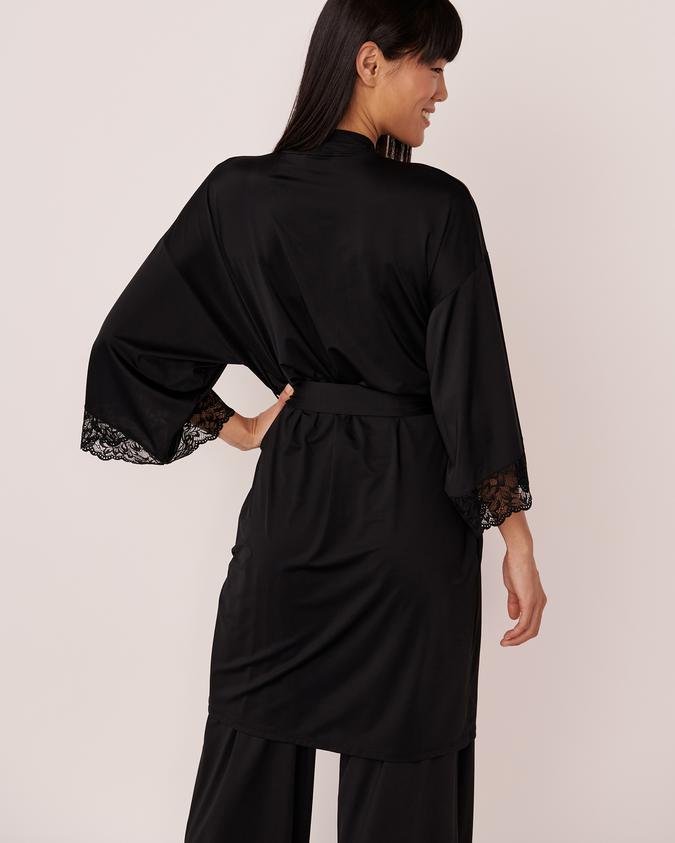 la Vie en Rose Women’s Black Lace Trim Kimono