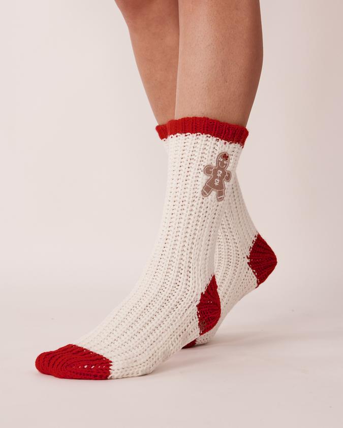 la Vie en Rose Women’s Snow white Knitted Socks with winter Embroidery