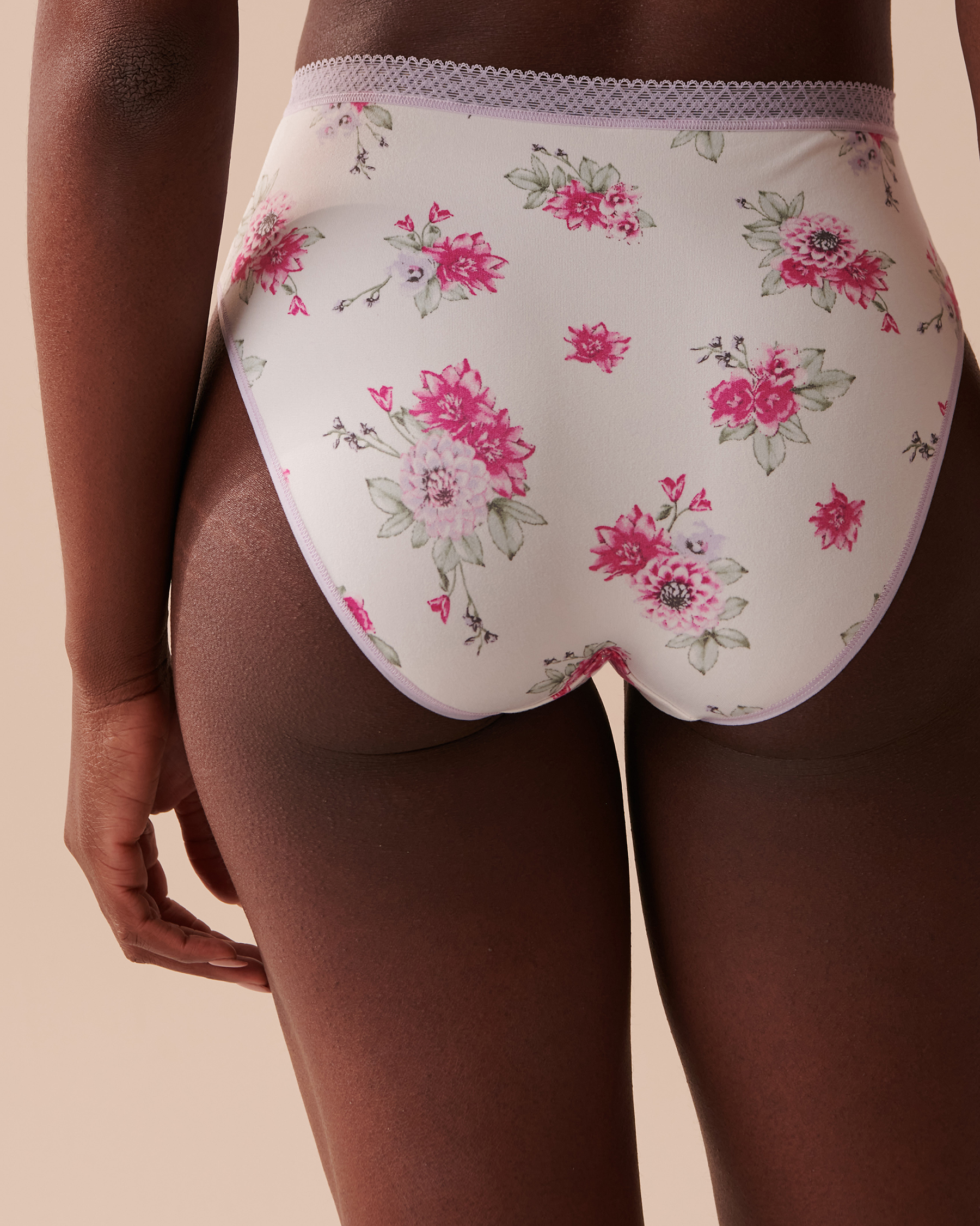 la Vie en Rose Women’s Peonies Garden Super Soft Lace Detail High Waist Bikini Panty